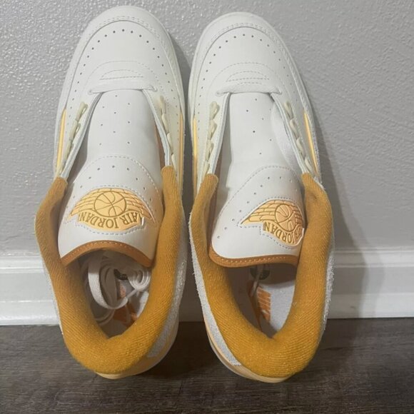 Nike Air Jordan 2 Retro Low Sail/Melon-Light Curry Mens Shoe Size 9.5 DV9956-118 - Picture 7 of 11